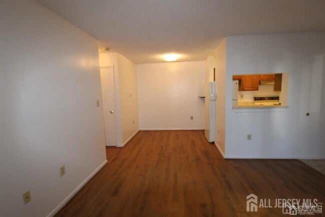 Building Photo - 5310 Ravens Crest Dr