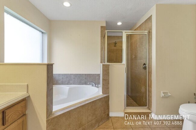 Building Photo - 5604 Florence Harbor Dr