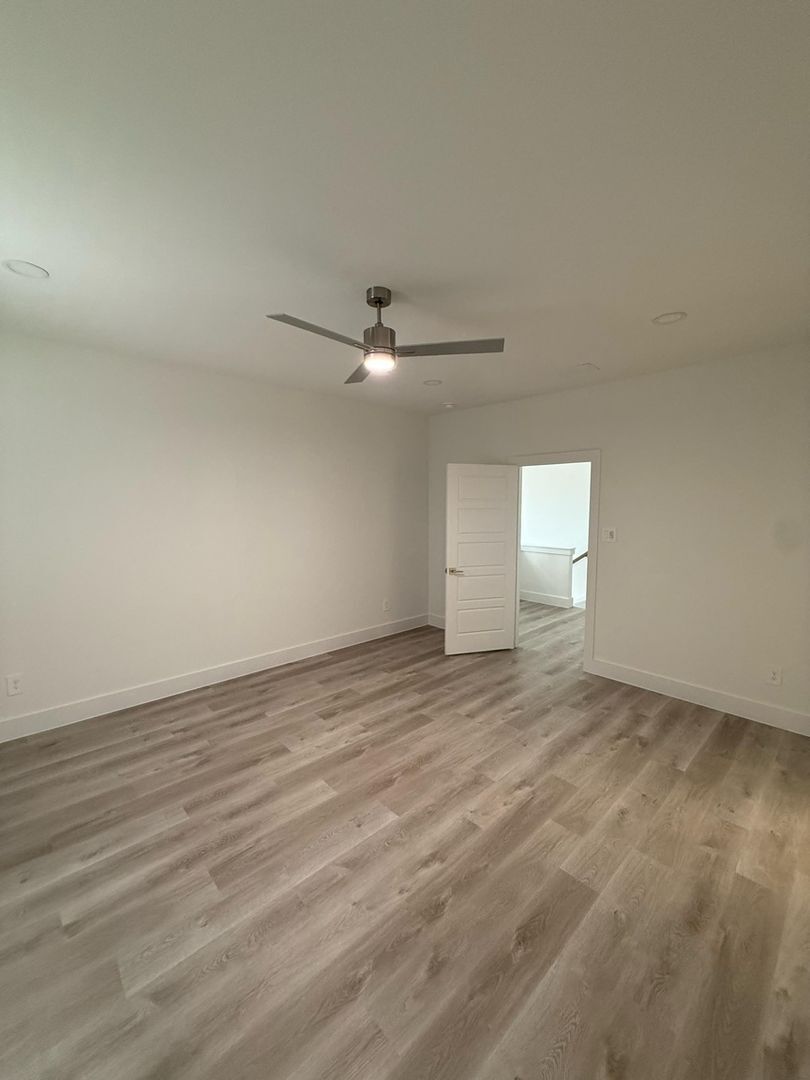 Building Photo - 144 Pinkie Holmes Dr