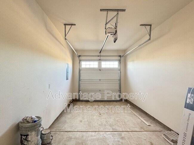 Building Photo - 5025 NW Torchcrest Pl