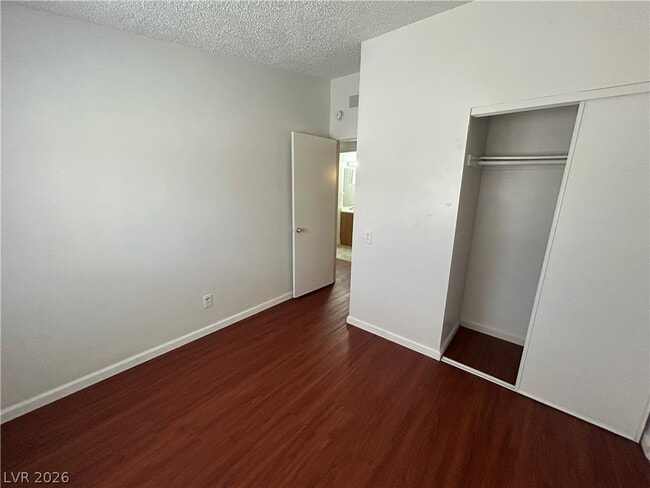 Building Photo - 1405 E McWilliams Ave