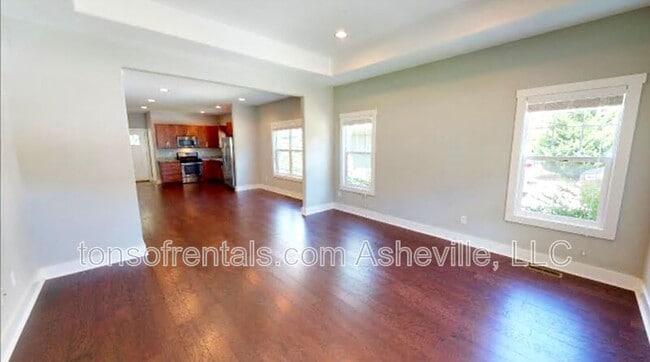 Building Photo - 8 Loblolly Ln