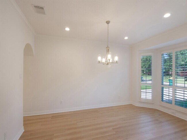Building Photo - 74 S Scribewood Cir