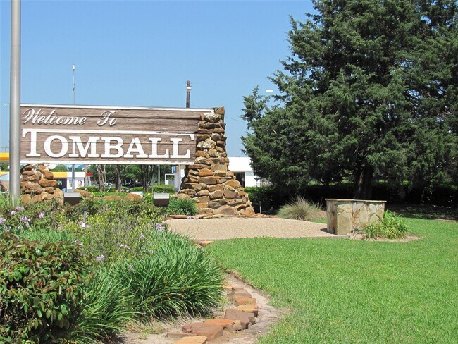 Building Photo - 628 Foster St