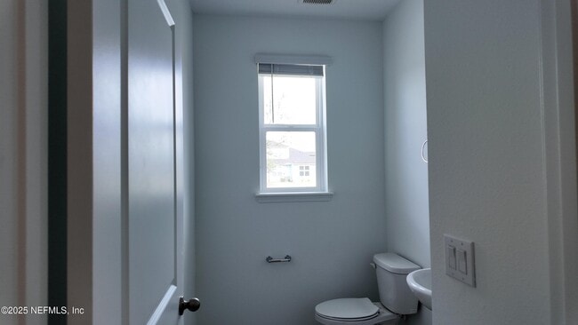 Building Photo - 257 Silver Myrtle Ct