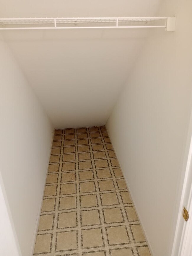 Building Photo - 1720-1722-1722 Juniper Dr