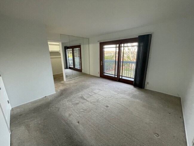 Building Photo - 13161 Shalimar Pl