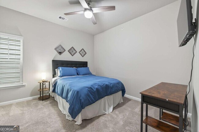 Building Photo - 2110 Wesson Ct
