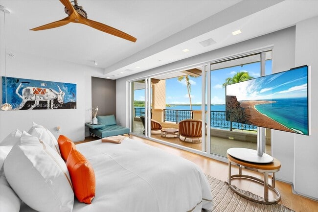 Building Photo - 4921 Fisher Island Dr