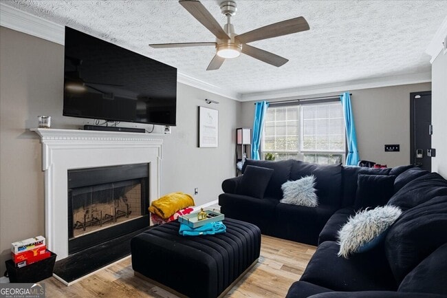 Building Photo - 1459 Bridgewater Branch