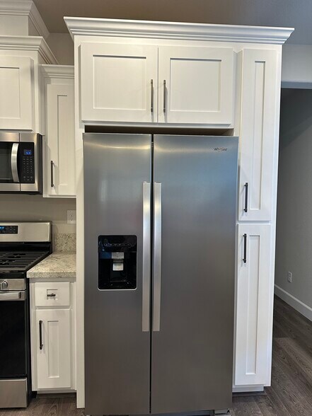 Building Photo - 3040 Vaughn Way