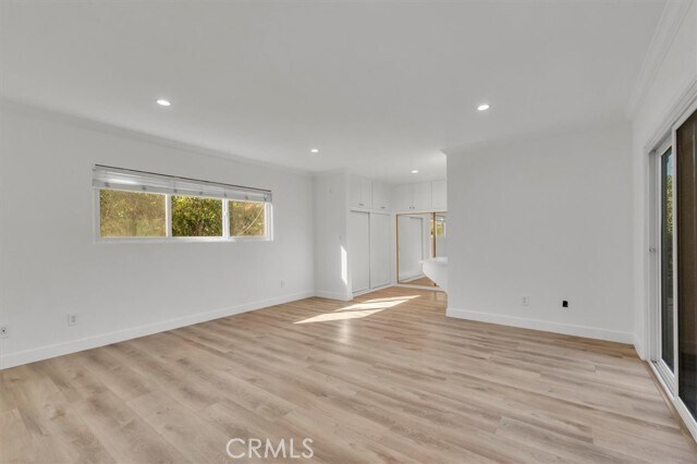 Building Photo - 8201 Clemens Ave