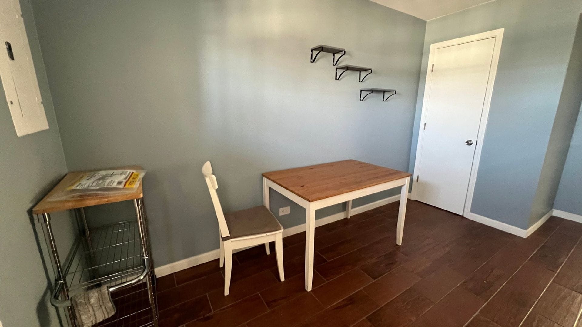 Building Photo - 9250 E Girard Ave