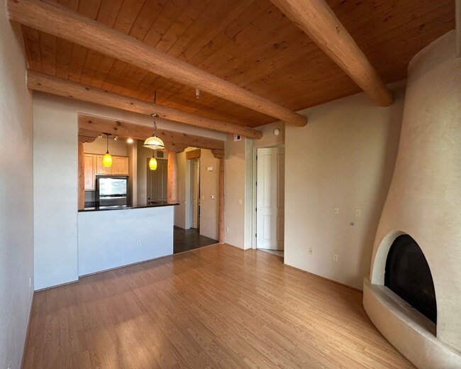 Building Photo - 1405 Vegas Verdes Dr