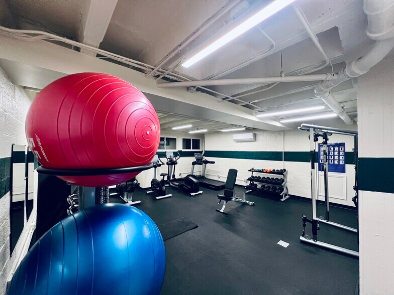 Building Photo - 4301 Massachusetts Ave NW