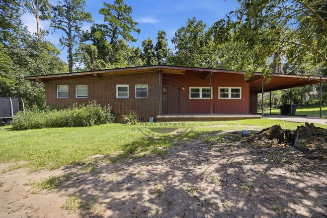 Building Photo - 2203 Amelia Cir