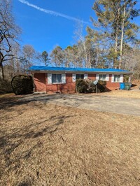 Building Photo - 2BD/1BA Duplex in Hickory