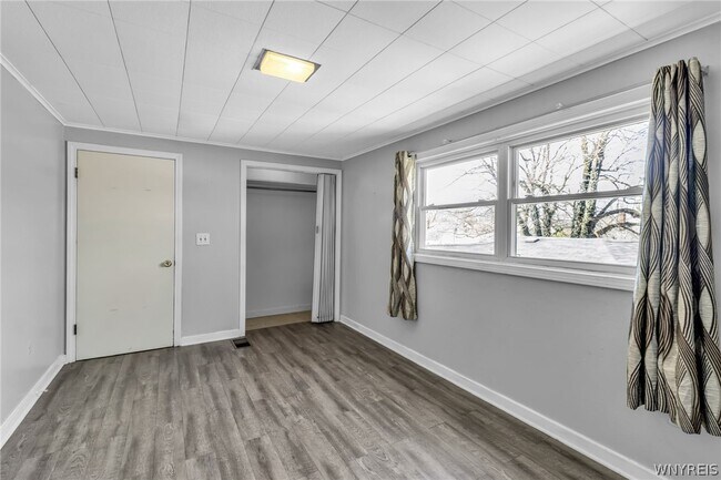 Building Photo - 4098 Bailey Ave