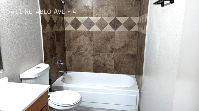 Building Photo - 5411 Retablo Ave