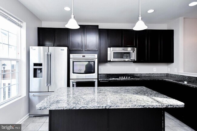 Building Photo - 9553 Weshurst Ln