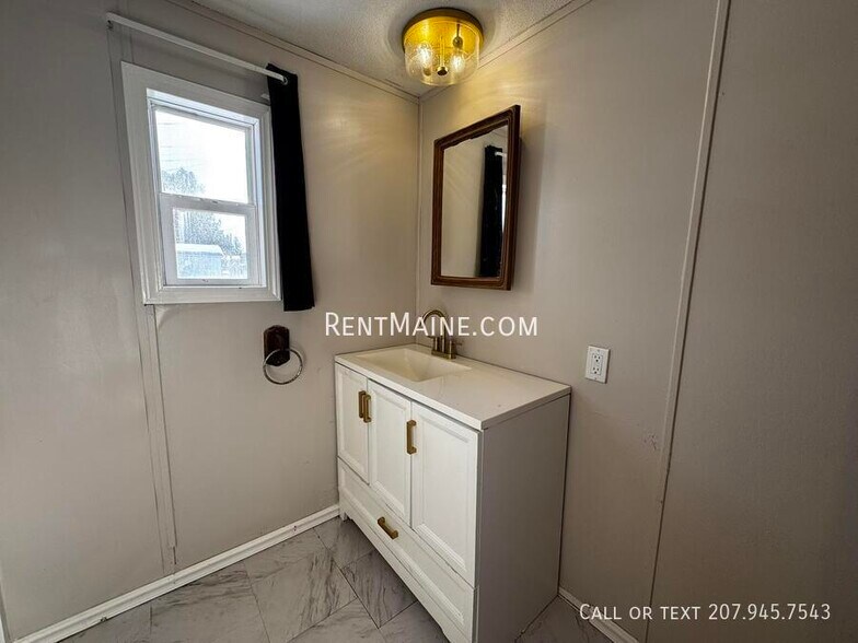 Building Photo - 133 Harrison St