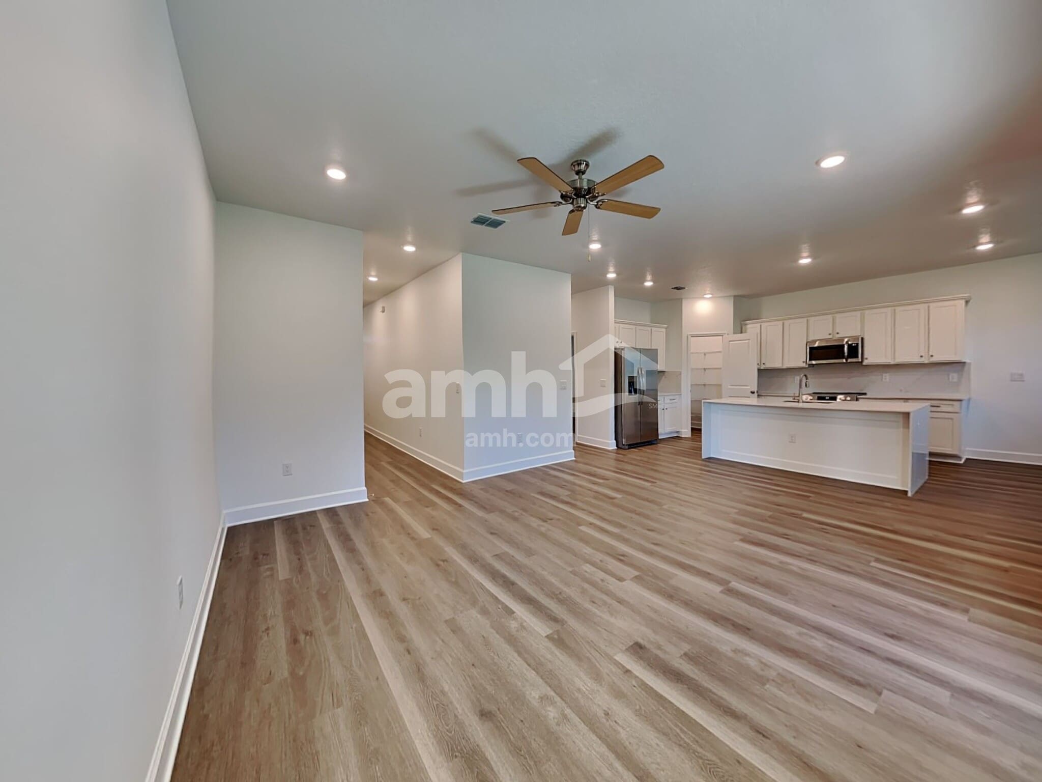 Building Photo - 37831 Dusty Saddle Ln