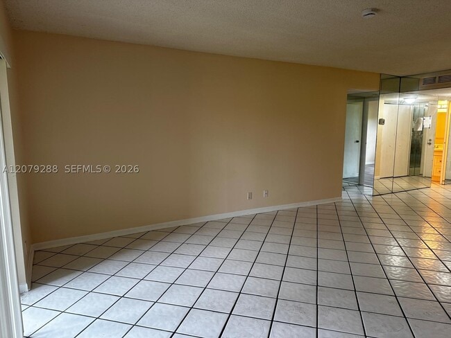 Building Photo - 6300 S Falls Cir Dr