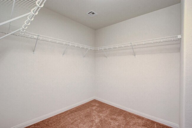 Building Photo - HUGE 3 Story, 5 Bedroom Home in the Southwest!