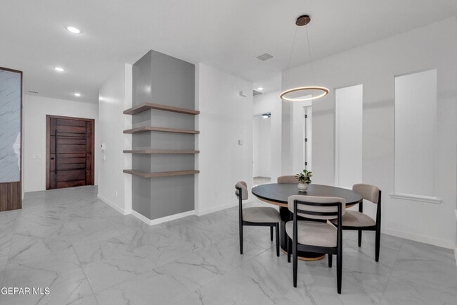 Building Photo - 1789 Urijah Pl