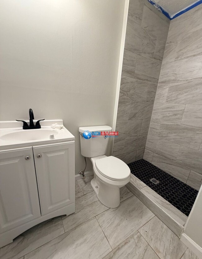 Building Photo - Renovated 4-bedroom house in Norcross