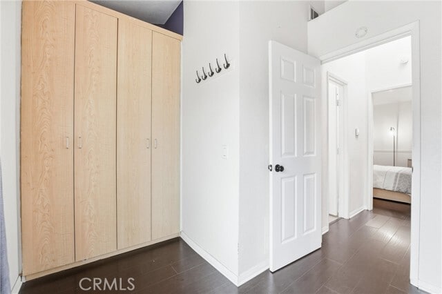 Building Photo - 334 S Walnut Ave