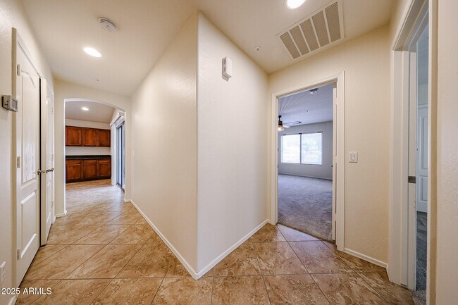 Building Photo - 12848 W Desert Mirage Dr