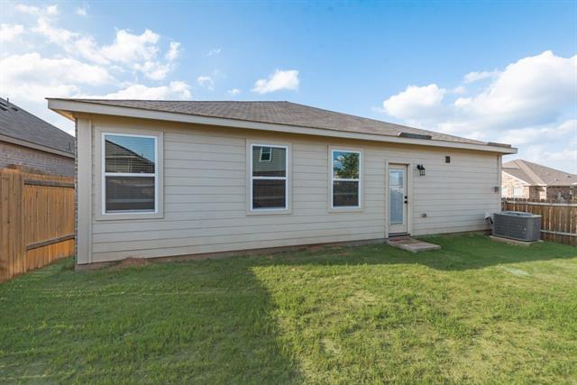 Building Photo - 7621 Lumber Jack Ln