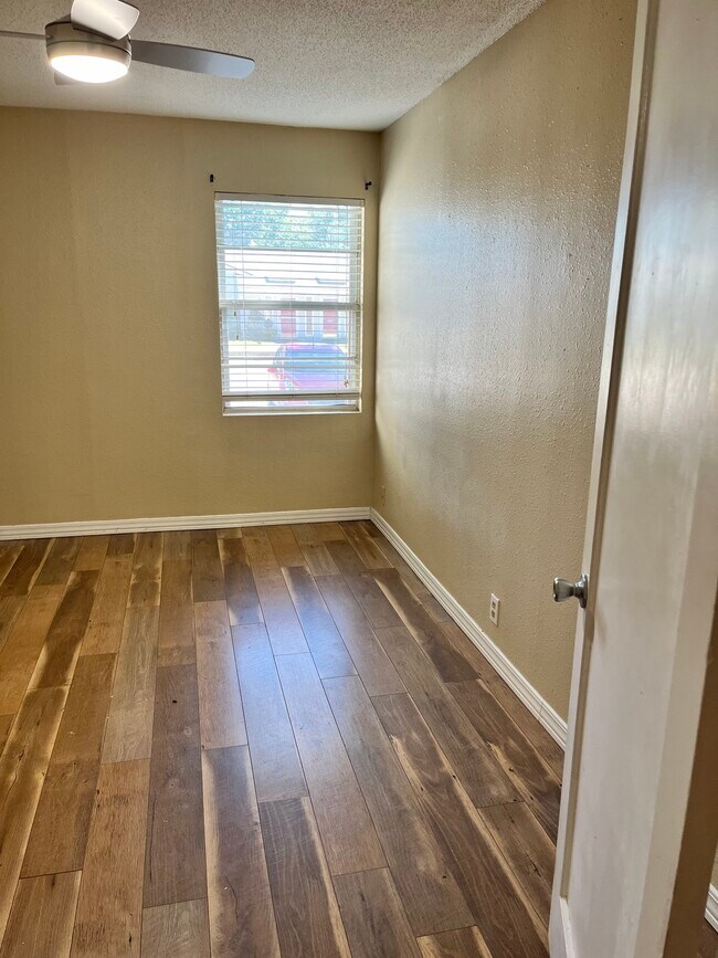 Bedroom - 1341 E 38th Pl