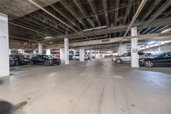 Building Photo - 320 Fort Duquesne Blvd