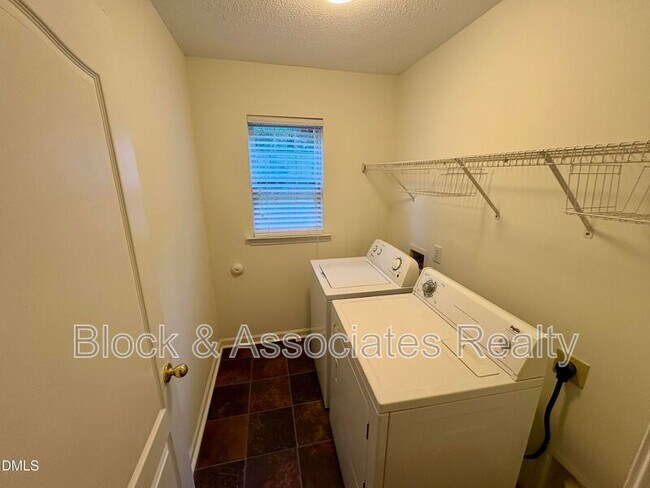 Building Photo - 5100 Cardinal Grove Blvd