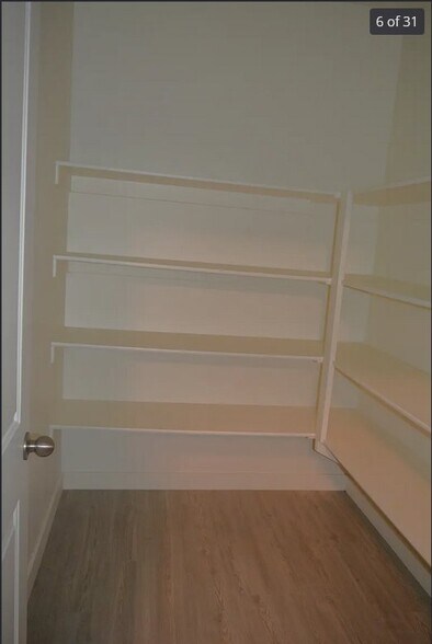 Building Photo - 9337 N Tampa Dr