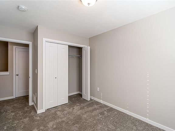 Building Photo - 9611 Turnpoint Dr