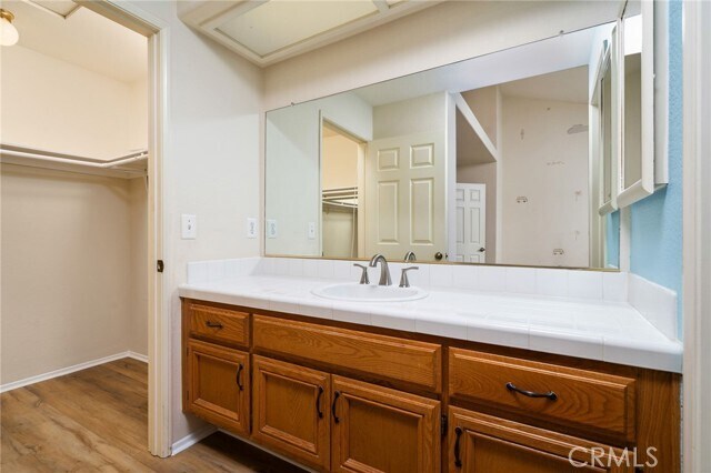 Building Photo - 443 E Bougainvillea Ln