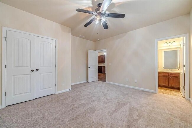 Building Photo - 2139 Baywood Tree Ln SW