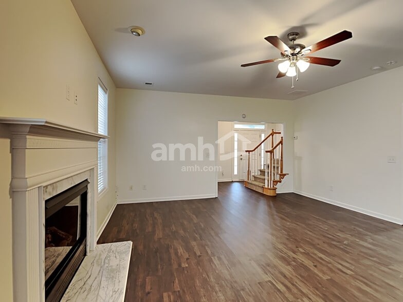 Building Photo - 17 Fairgreen Trace