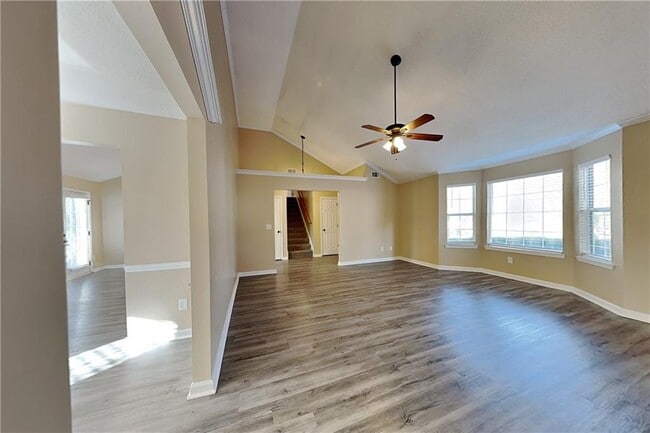 Building Photo - 7000 Greenfield Ln