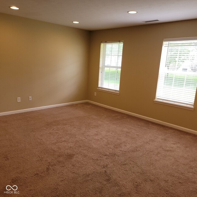 Building Photo - 9435 Tanhurst Dr