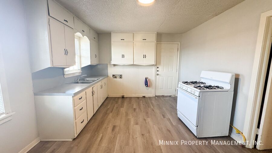 Building Photo - 2711 35th St