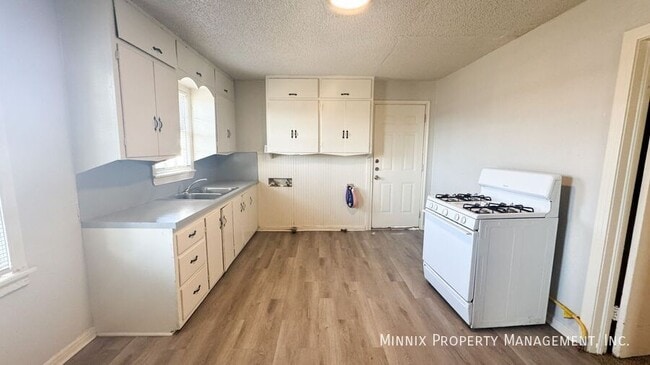 Building Photo - 2711 35th St