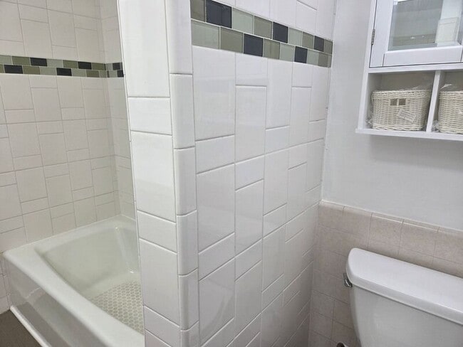 Building Photo - 1616 S Tremont St