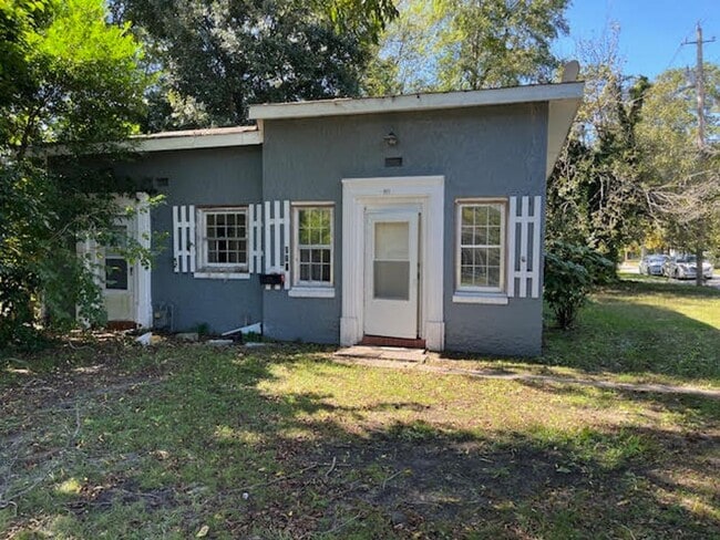 Primary Photo - 812 Rhem St