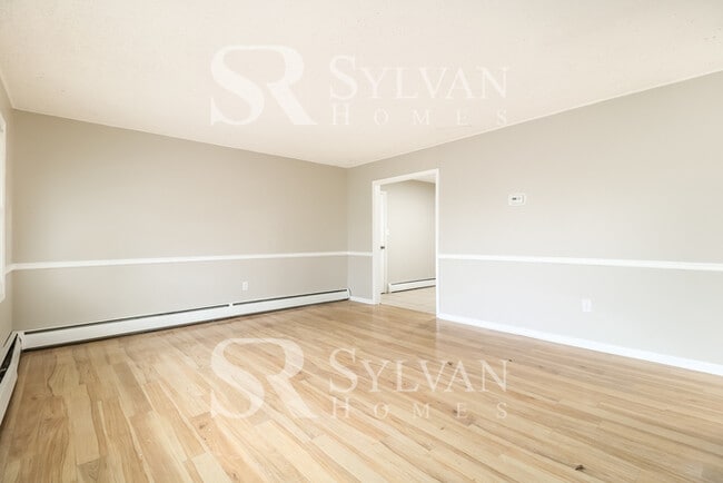 Building Photo - At Last, This Is What You Have Been Searching For!