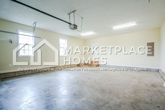 Building Photo - 510 Tyner Ave