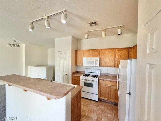 Building Photo - 6321 Snap Ridge St